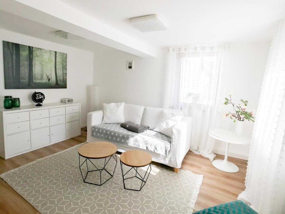Dream Green Apartment 'Meadow' Gladenbach エクステリア 写真