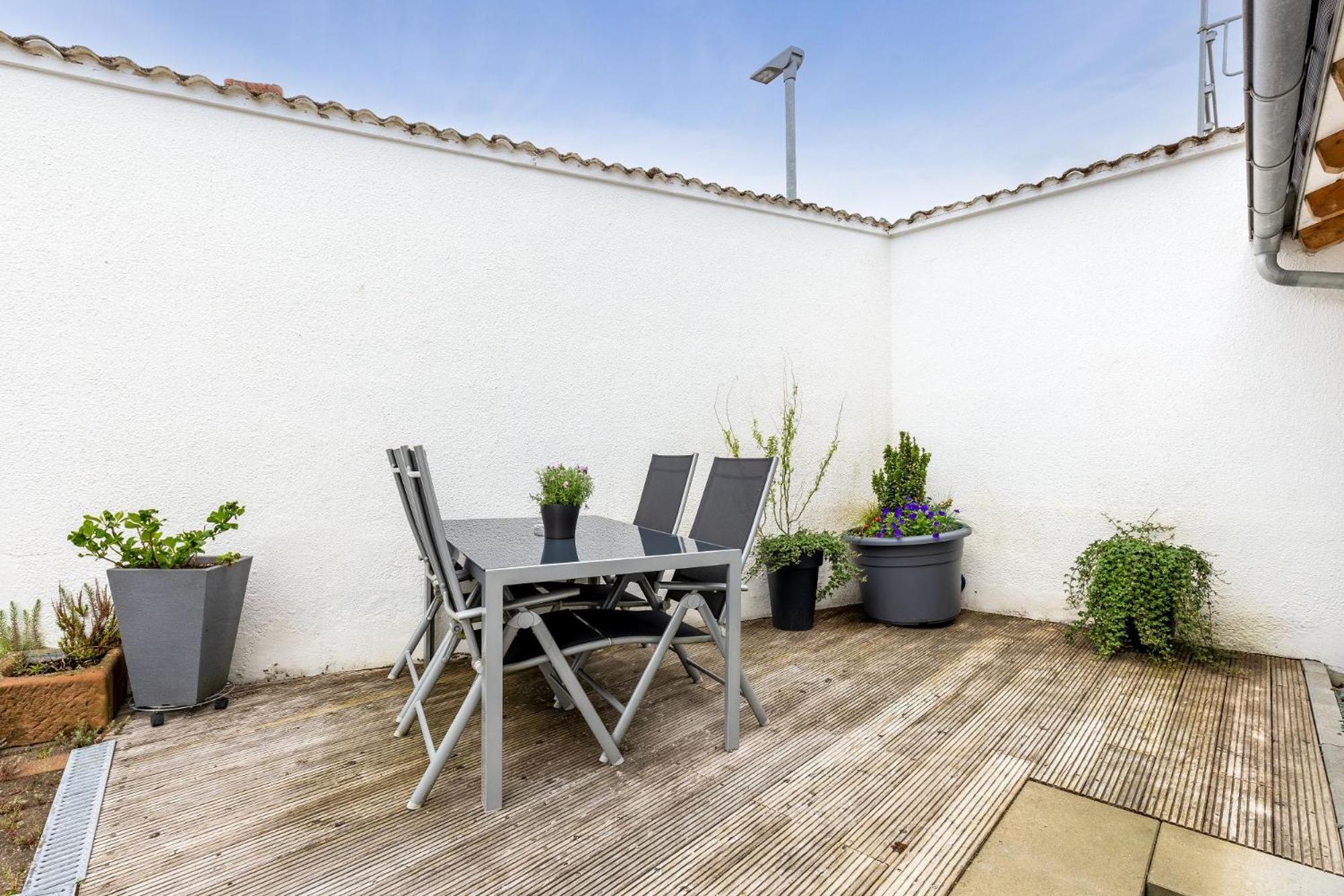 Dream Green Apartment 'Meadow' Gladenbach エクステリア 写真